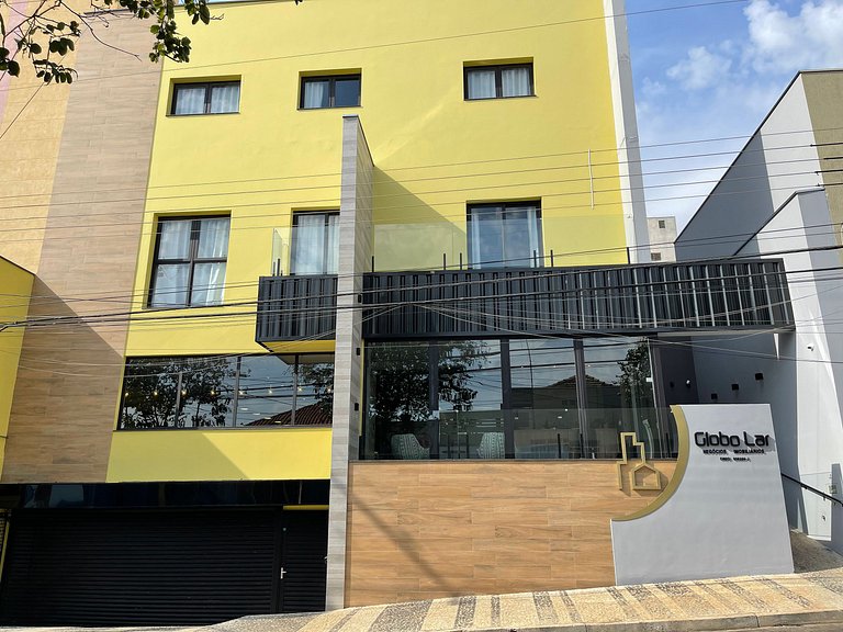 Estúdio moderno no centro com estacionamento 11